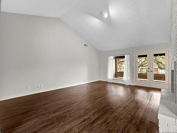 3rd image of 3605 HIDDEN DR #A4