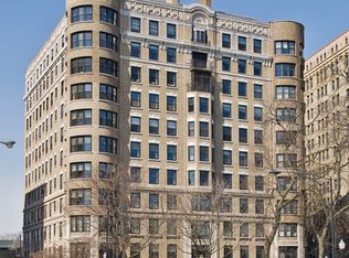 5490 S Shore Dr APT 4S, Chicago, IL 60615
