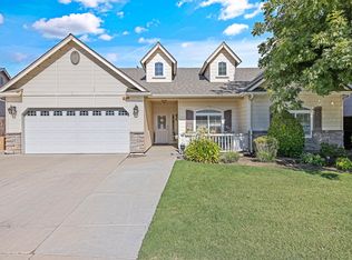 1117 N Carson Ct, Visalia, CA