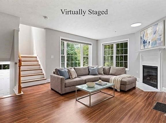 4th image of 36 Georgetown Dr