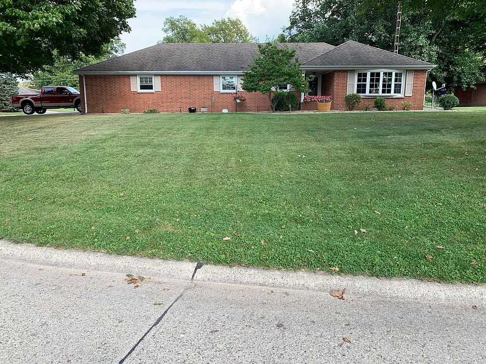 1st image of 9314 S Greenway Dr