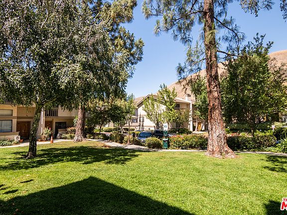 5th image of 26002 Alizia Canyon Dr Unit A
