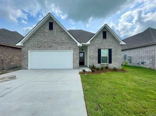 102 Oriole St, Houma, LA 70364