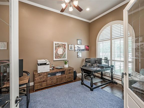4th image of 27707 Liberty Heights Ln