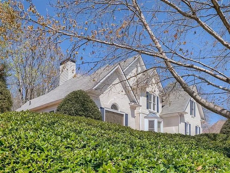 2575 Wild Iris Ln — Photo 2