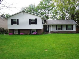 717 Meadowridge Ave NW, Canton, OH 44708