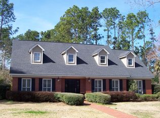 1203 Oakleigh Dr, Hattiesburg, MS 39402