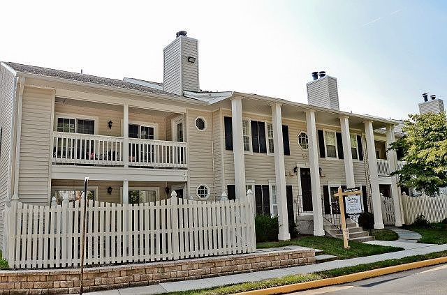 1st image of 10202 Willow Mist Ct #C