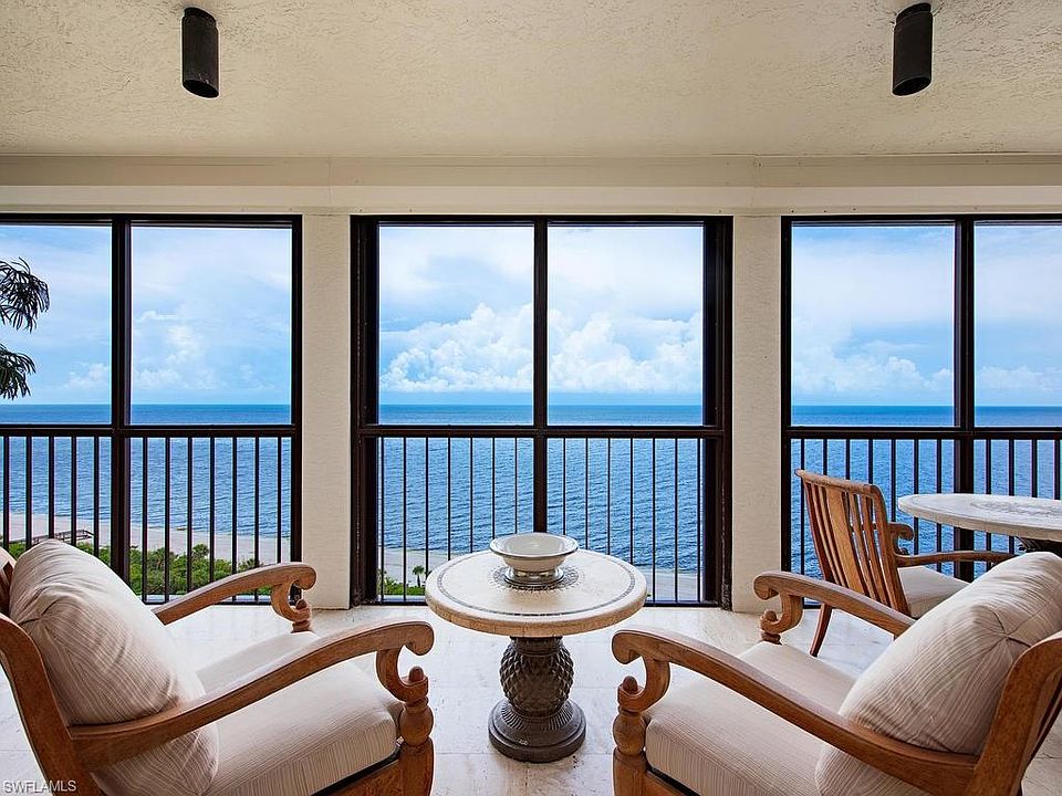 1st image of 8171 Bay Colony Dr APT 1003