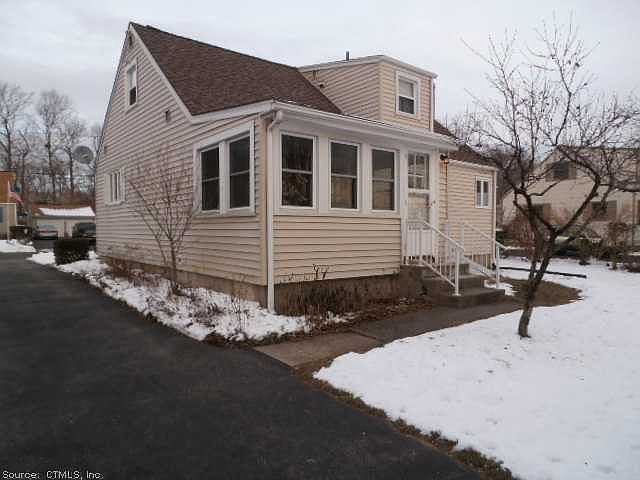 2nd image of 96 Spruce St