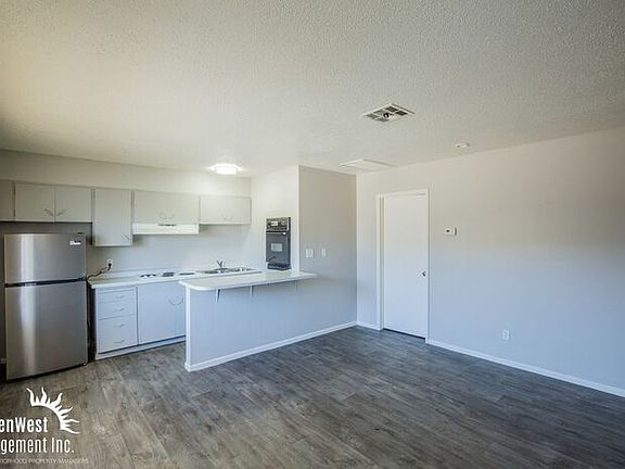 2nd image of 425 N Decatur Blvd APT 4