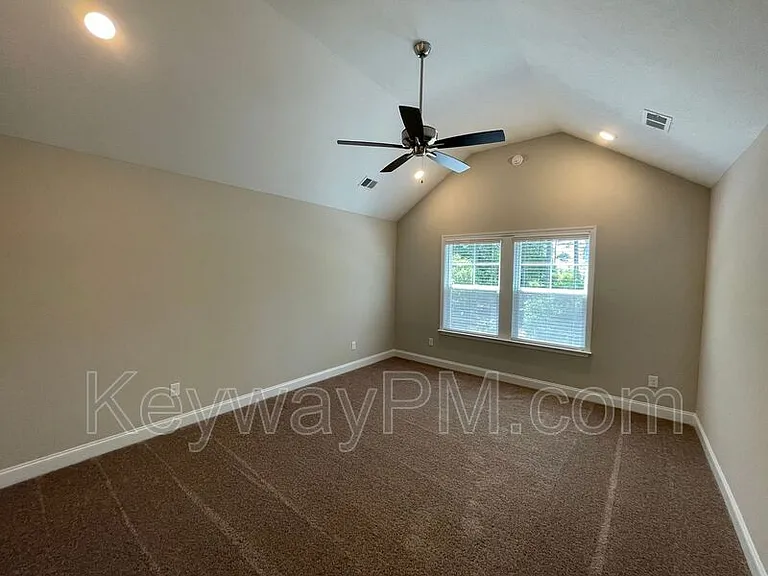 3089 Venetian Dr — Photo 11