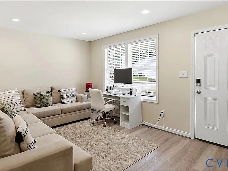 3901 Lighthouse Ln — Photo 10