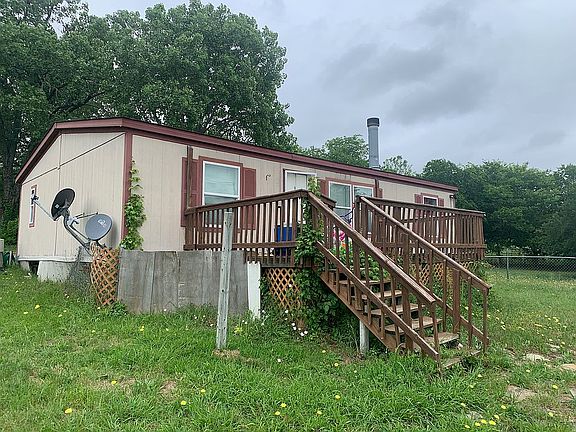 4th image of 2080 County Road 900
