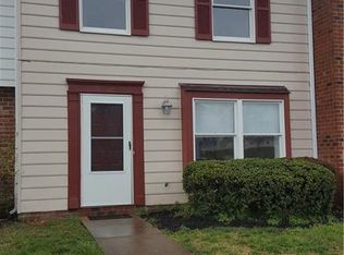 9704 Springfield Woods Cir, Glen Allen, VA 23060