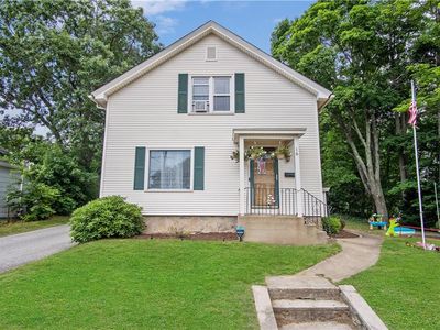 16 W Warwick Ave, West Warwick, RI, 02893