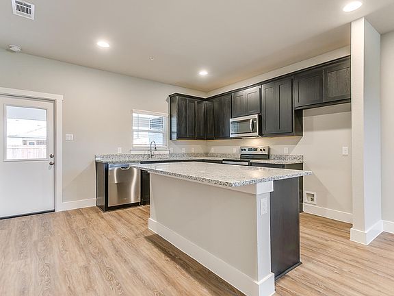 Large Beautiful Kitchen