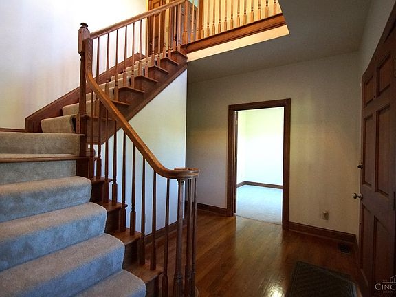 3rd image of 6291 Ashbourne Pl