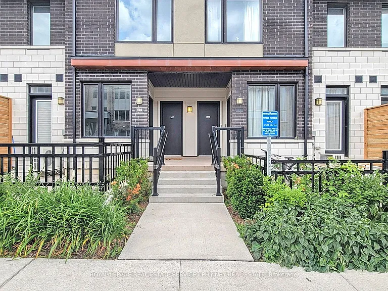 1555 Kingston Rd #514 — Photo 3