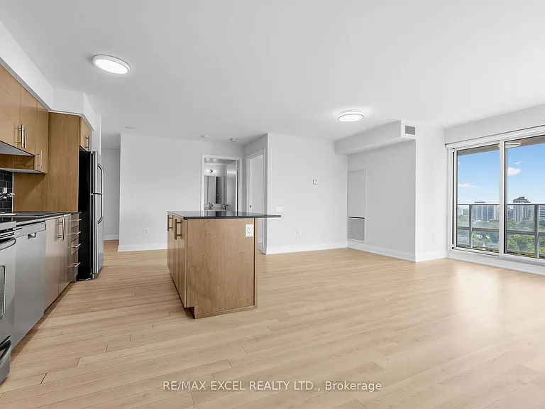 2191 Yonge St #1805 — Photo 10
