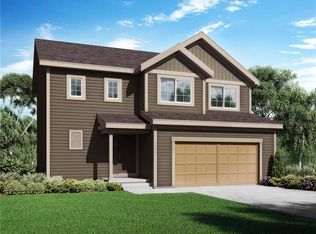 12500 Live Oak Cir, Peculiar, MO 64078