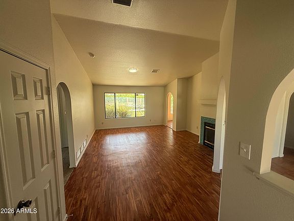 3rd image of 6340 S CALLE DE LA MANGO --
