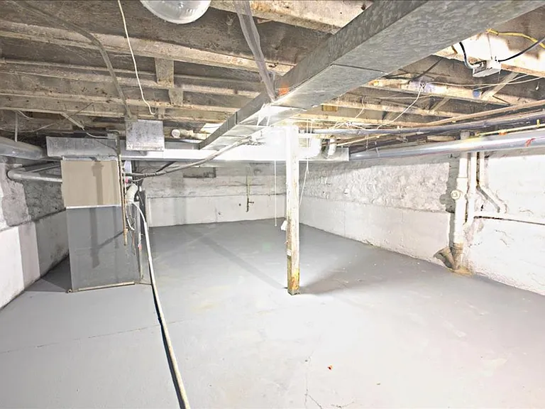 6730 Vermont Ave — Photo 24