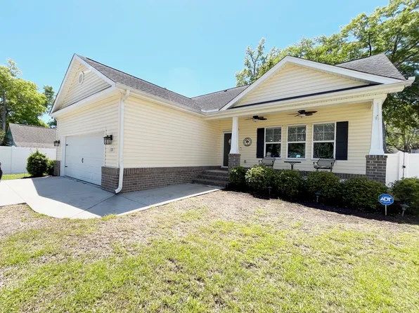 335 15th Ave S, Surfside Beach, SC 29575