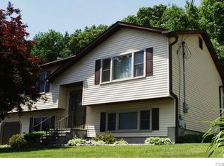 64 Benz St, Ansonia, CT 06401
