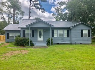 591 5th St, Chipley, FL 32428