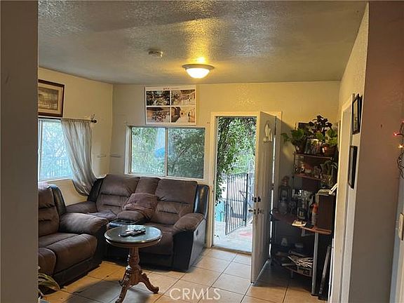 3rd image of 827 S Record Ave