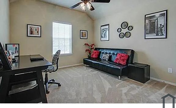 3rd image of 1317 Villa Paloma Blvd