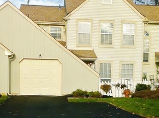 649 Croft Dr, Southampton, PA 18966
