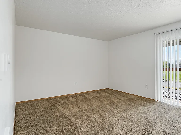 Waverly Square Apartments — Photo 20