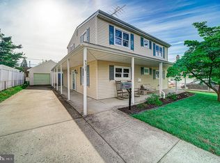 9307 Campus Ln, Philadelphia, PA 19114