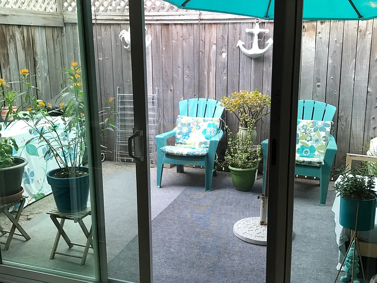 4040 Grand View Blvd — Photo 5
