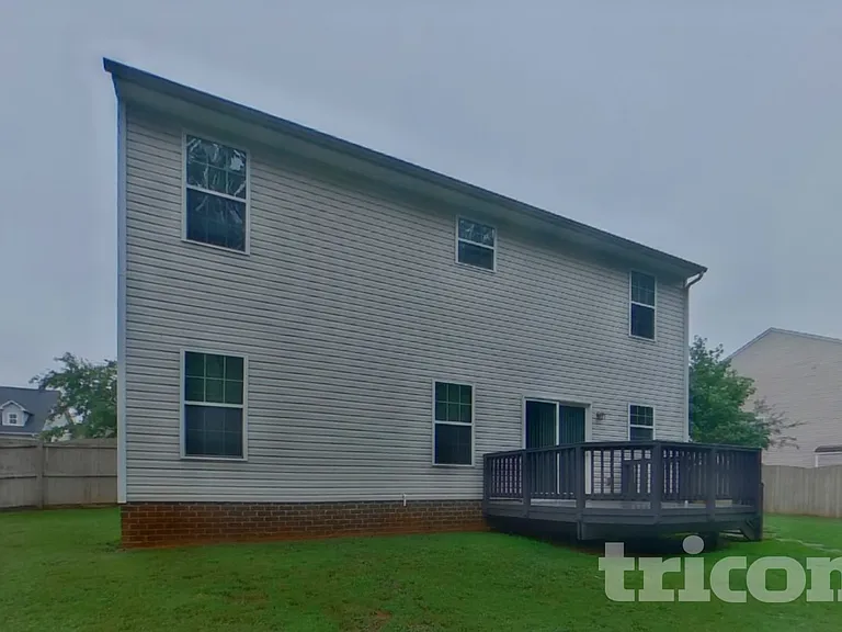 246 Bridgeport Rd — Photo 20