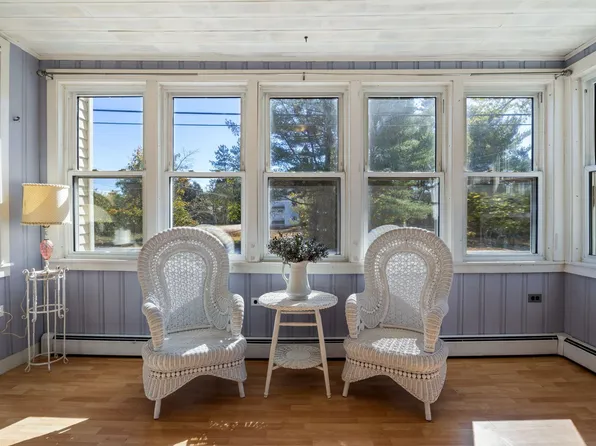 32 Summer Street, Porter, ME 04068