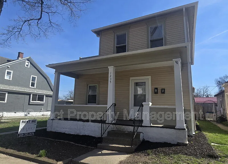 Building Photo - 1235 Huestis Ave #A