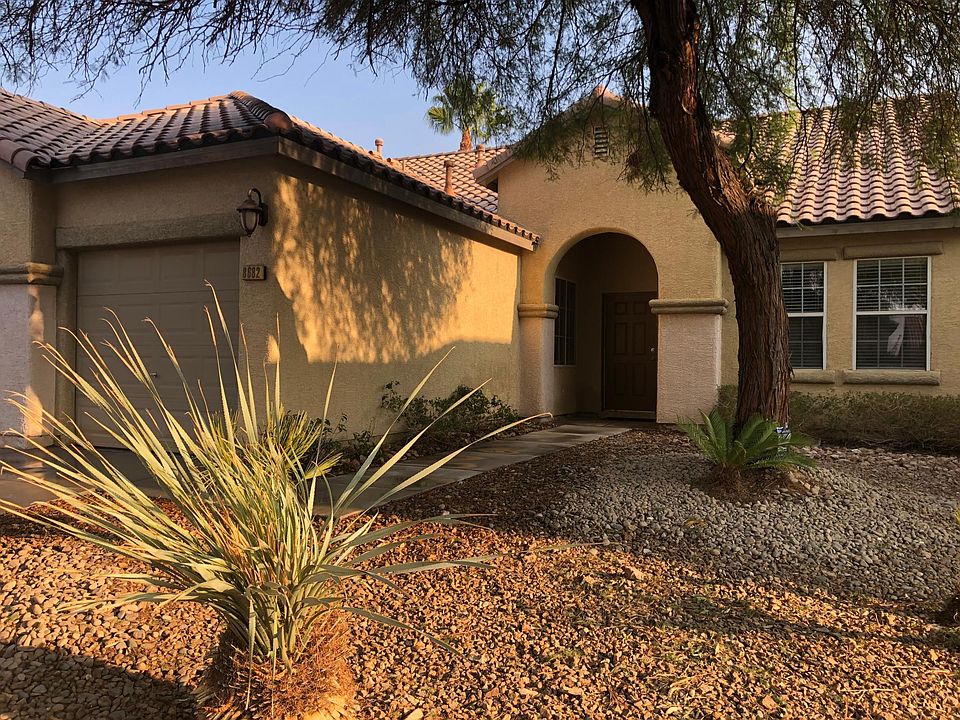 1st image of 8682 Blakely Ct