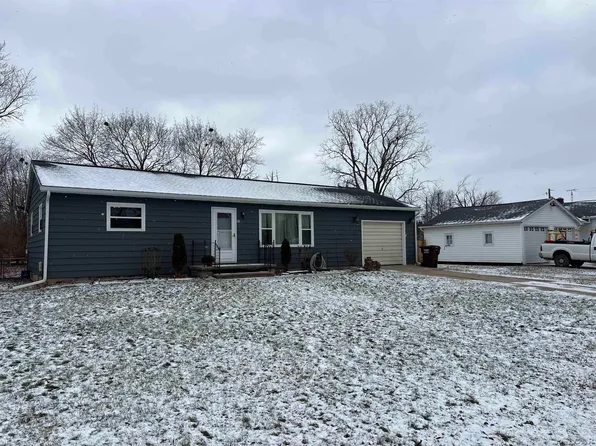 101 Cairns St, Tecumseh, MI 49286
