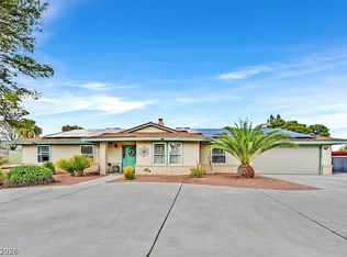 6824 Adobe Ct, Las Vegas, NV 89146