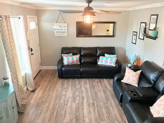4th image of 1478 Woodland Cove Dr NE