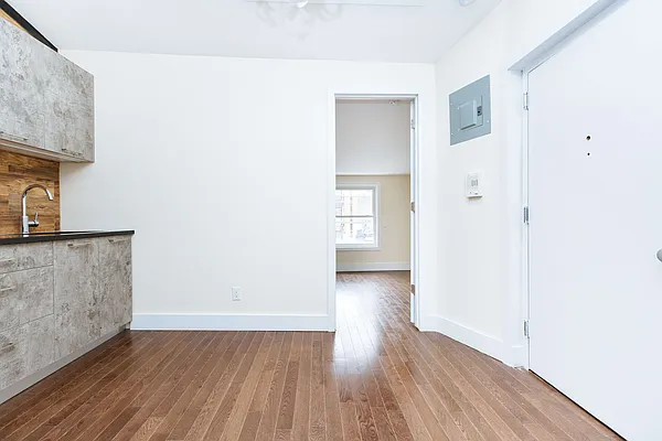 Rented by Nooklyn NYC LLC | media 20