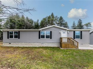 1068 County Line Rd, Fulton, NY 13069