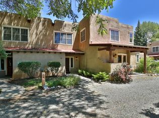 205 Upper Ranchitos Rd, Taos, NM 87571