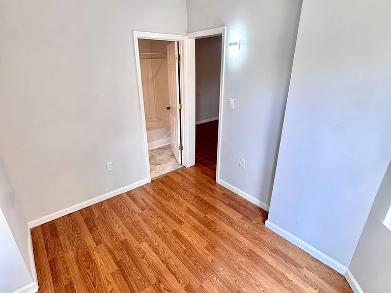130 N 2nd St — Photo 12