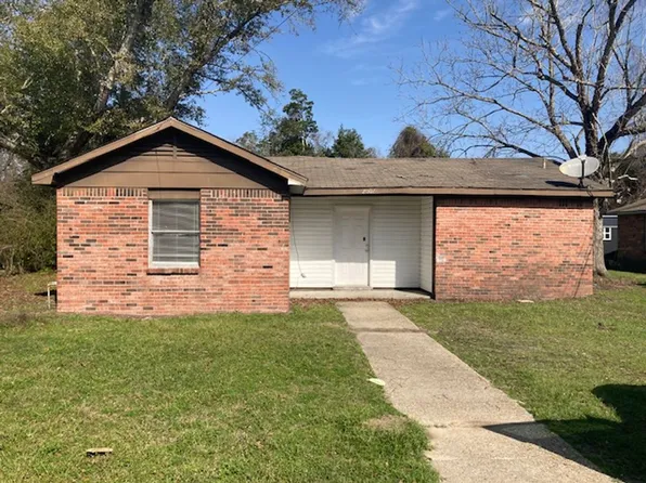 2007 South St, Gulfport, MS 39507