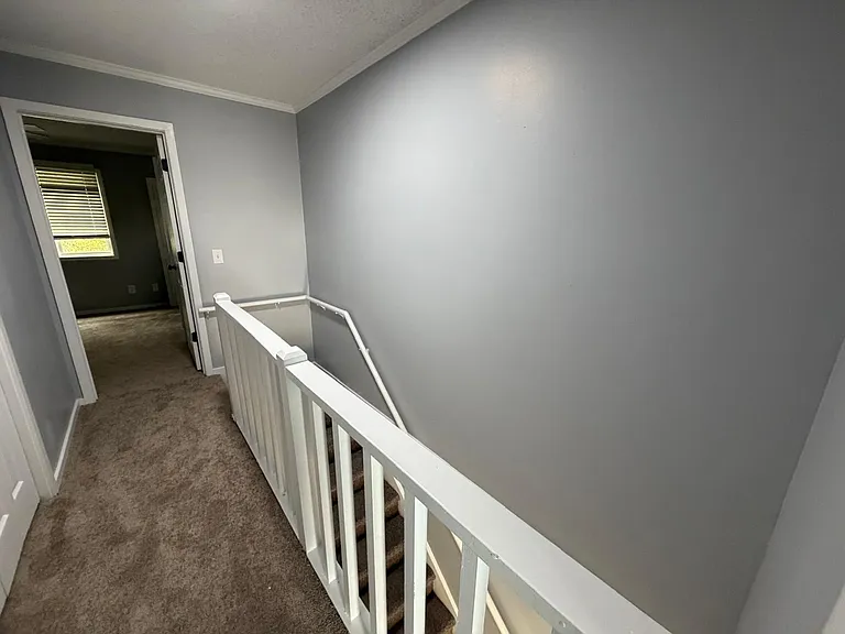 31 Canterbury Ct — Photo 25