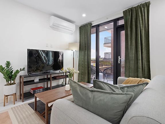 3rd image of 124-28 Queens Blvd #12B